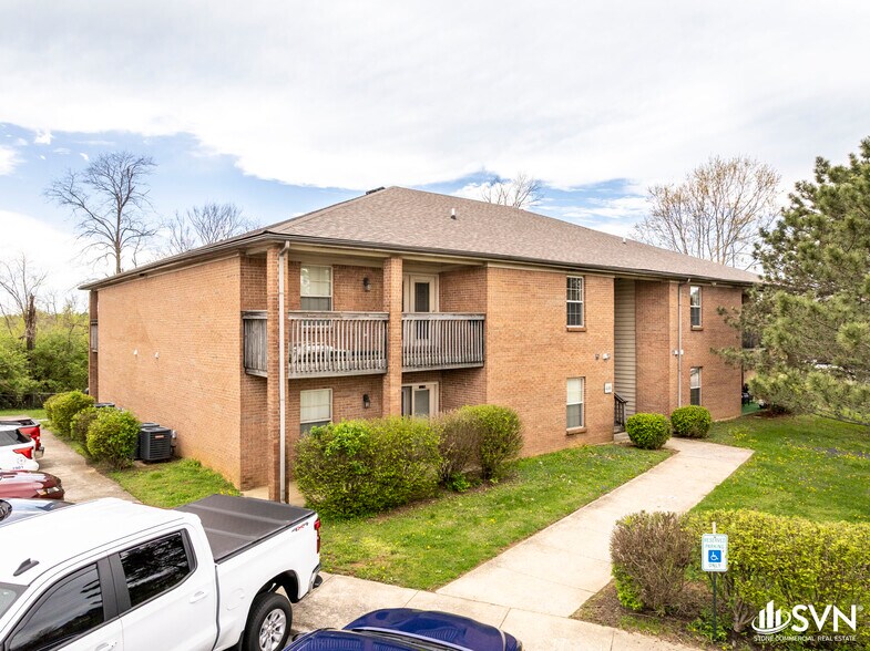 More Photos Of 400 Dabney Dr, Lexington Apartments For Sale