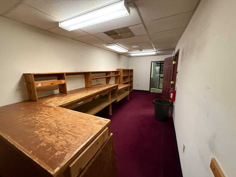 More Photos Of 403 Chatham Sq, Fredericksburg Office For Sale