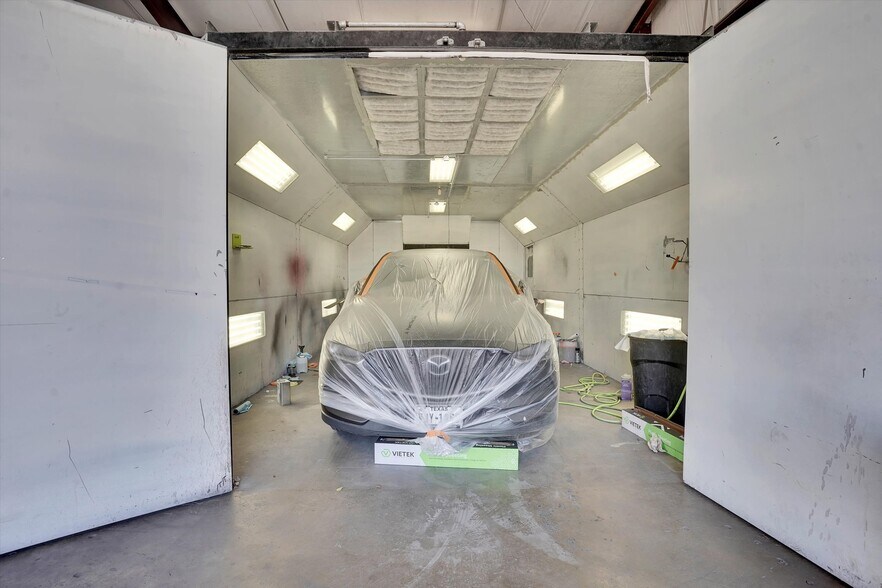 More Photos Of 17306 Alief Clodine Rd, Richmond Auto Repair For Sale