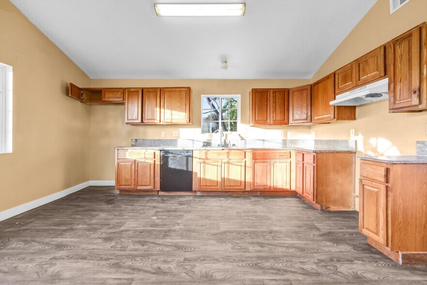 More Photos Of 1380 Glen Ave, Pasadena Apartments For Sale