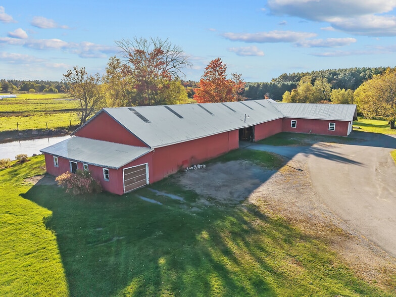 More Photos Of 9762 S Bridge St, Croghan Lumberyard For Sale