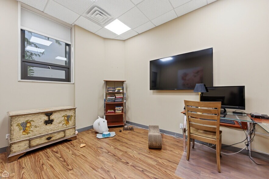 More Photos Of 6200 S Oakley Ave, Chicago Warehouse For Sale