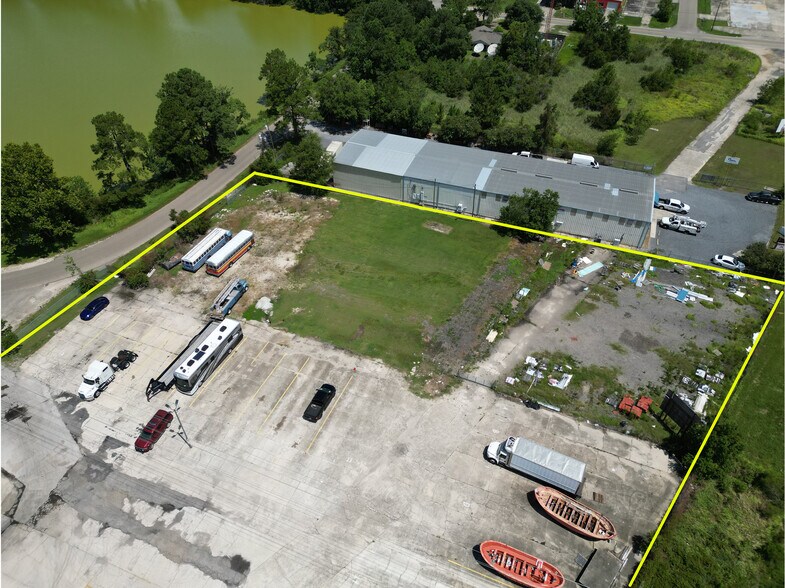 More Photos Of 400 Garrett Rd, Slidell Auto Dealership For Lease