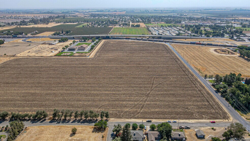 More Photos Of 41 Acres Stretch, McKee & Santa Fe, Merced Land For Sale