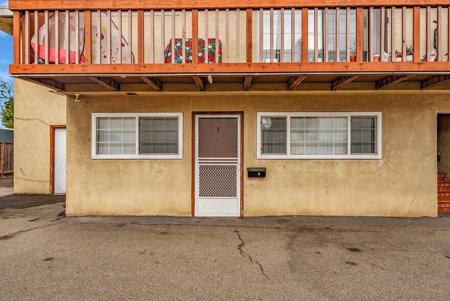 More Photos Of 15609 Ronda St, San Lorenzo Apartments For Sale