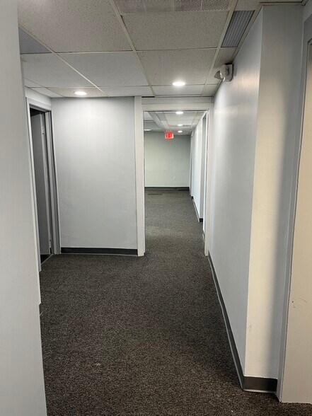 More Photos Of 29111 Harper Ave, Saint Clair Shores Office For Lease