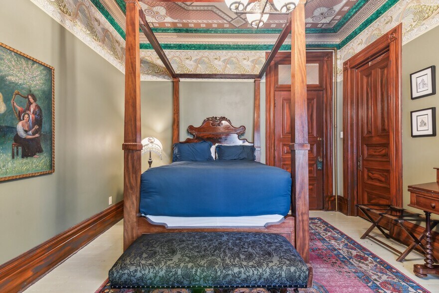 More Photos Of 1057 Steiner St, San Francisco Hospitality For Sale