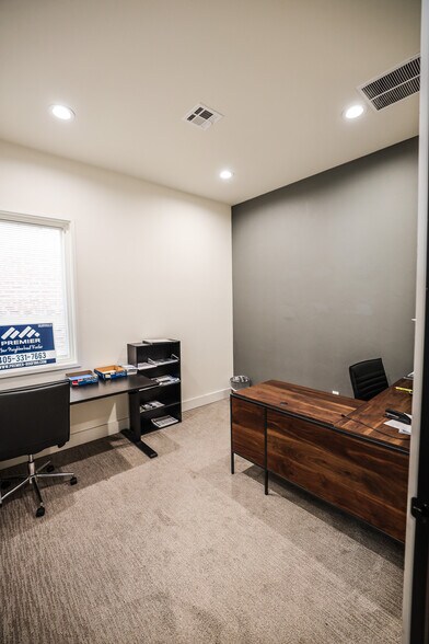 More Photos Of 14600 Bogert Pky, Oklahoma City Office For Lease
