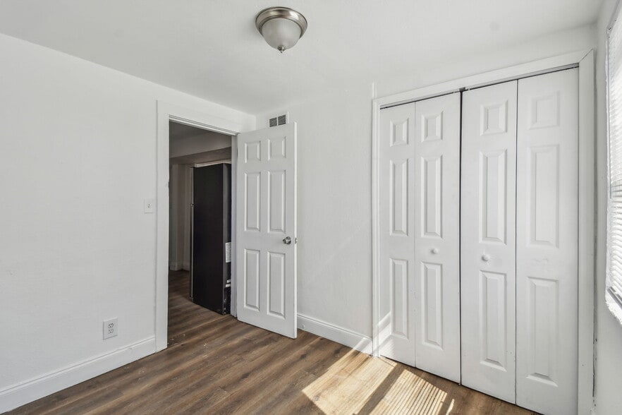 More Photos Of 1330-1334 Barnett St, Jacksonville Apartments For Sale