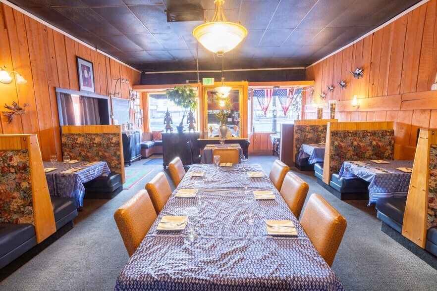More Photos Of 106 N Main St, Hailey Restaurant For Sale
