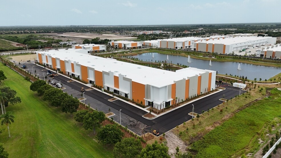 More Photos Of 8289 Boynton Beach Blvd, Boynton Beach Unknown For Lease