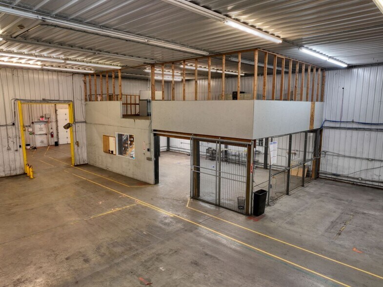 More Photos Of 7656 E 700th Ave, Robinson Manufacturing For Sale