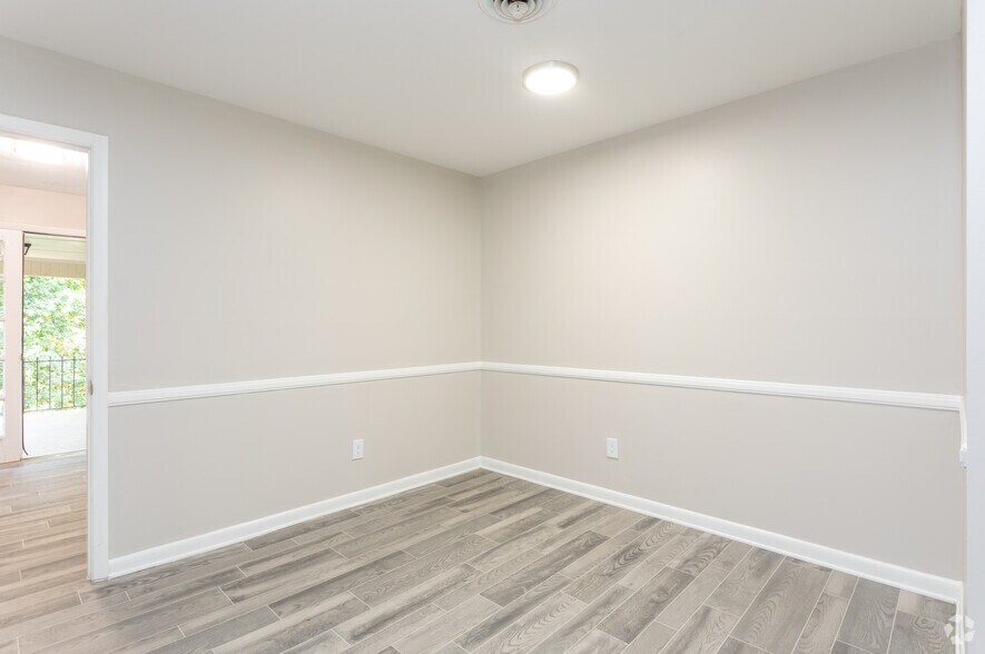 More Photos Of 2109 Elvira St, Fayetteville Apartments For Sale