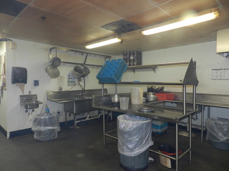 More Photos Of 309 E Main St, Carbondale Restaurant For Sale