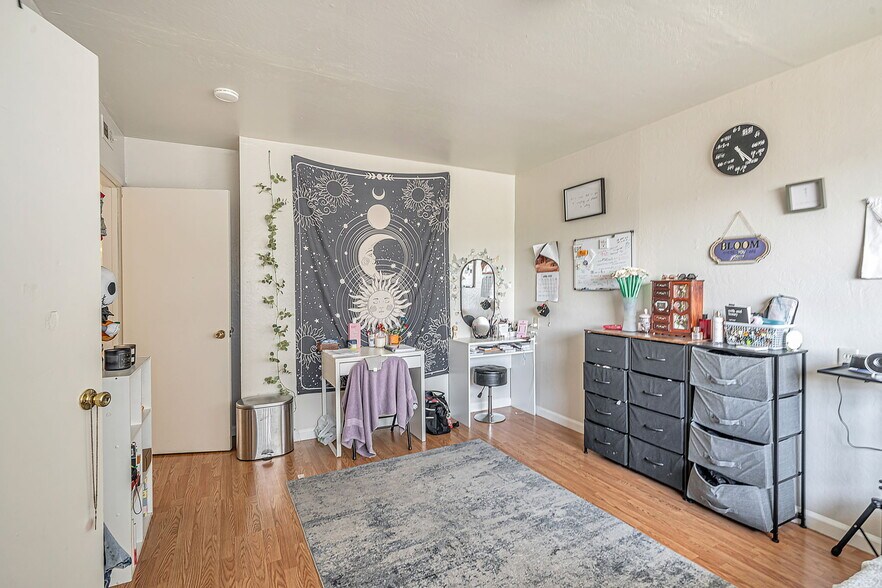 More Photos Of 315 E San Fernando St, San Jose Apartments For Sale