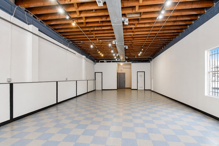 More Photos Of 3426 W Diversey Ave, Chicago Storefront For Lease