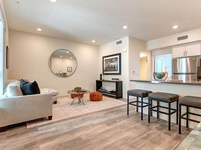 More Photos Of 3524 Chesapeake Ave, Los Angeles Apartments For Sale