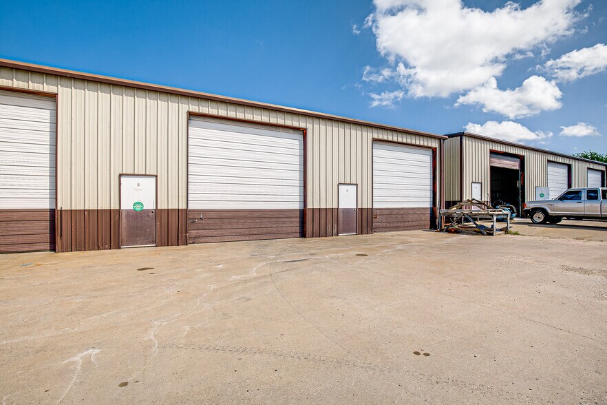 More Photos Of 14860 State Highway 205, Terrell Industrial For Sale