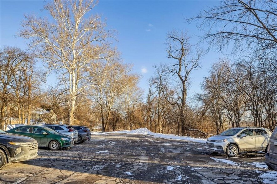 More Photos Of 1108 Ohio River Blvd, Sewickley Office For Sale