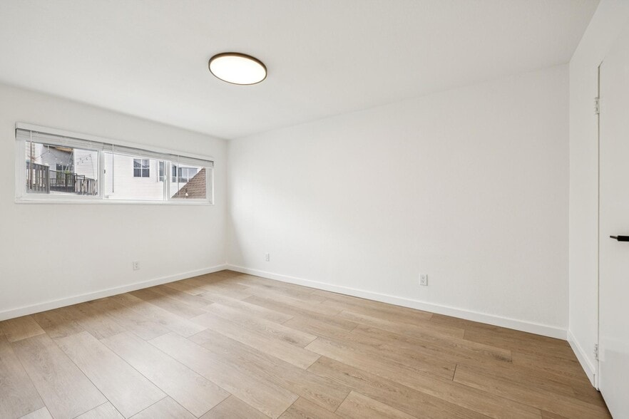 More Photos Of 1321 Columbus Ave, San Francisco Apartments For Sale