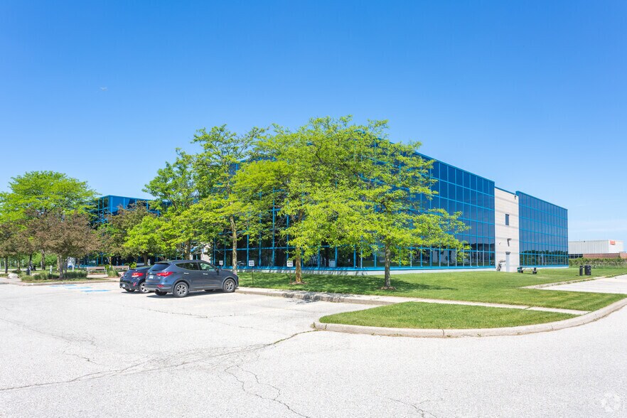 More Photos Of 278 Pinebush Rd, Cambridge Office For Lease