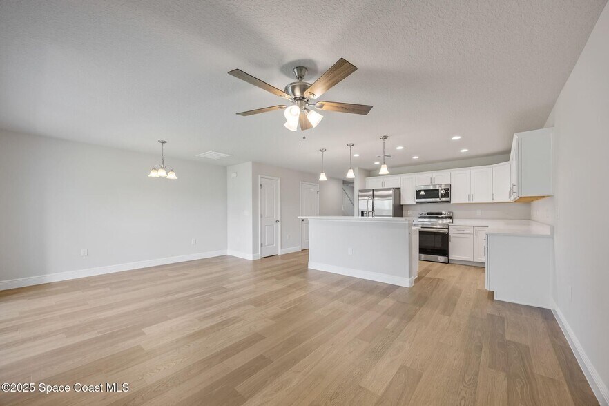 More Photos Of 207 HIDDEN WOODS PL, Melbourne Apartments For Sale