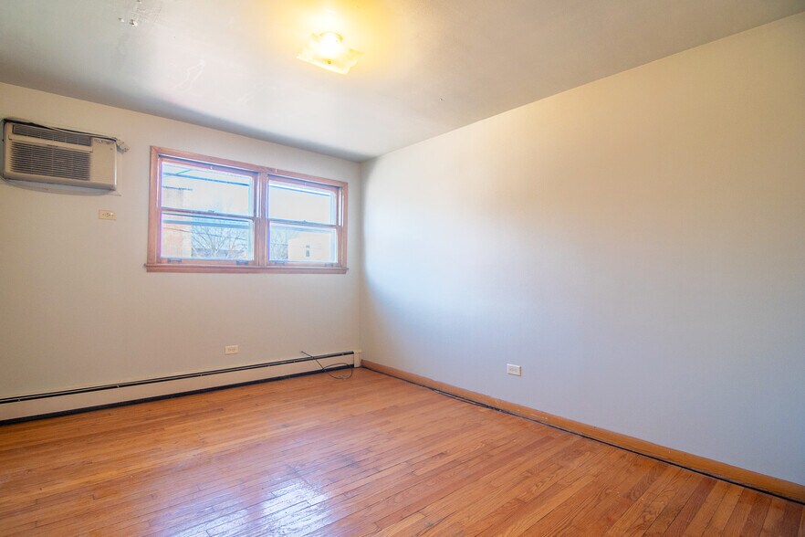 More Photos Of 14130-14132 S Atlantic Ave, Riverdale Multifamily For Sale