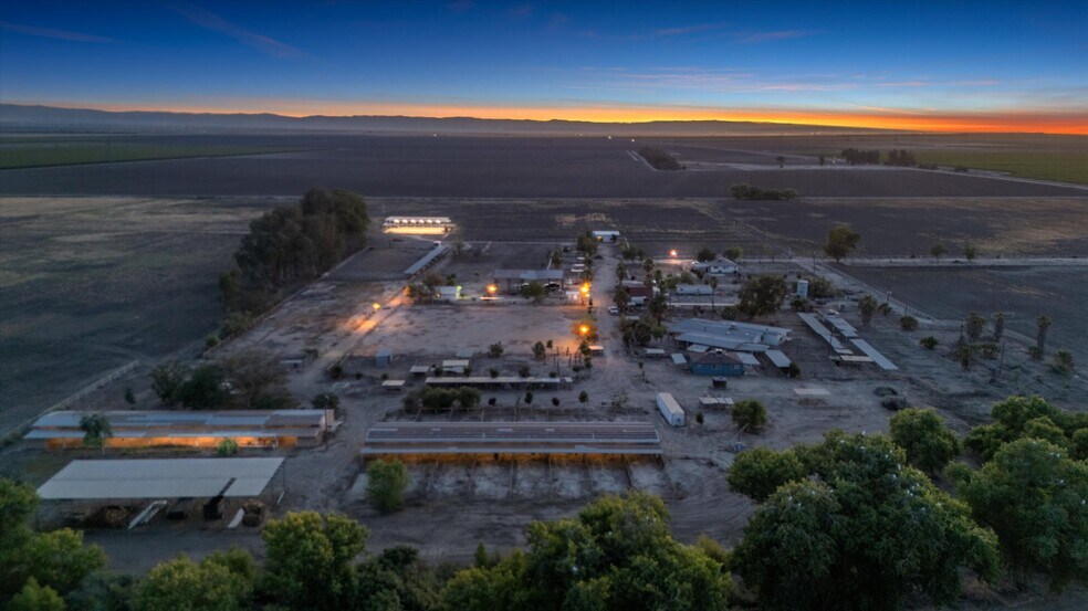 More Photos Of 8661 Herring Rd, Bakersfield Land For Sale