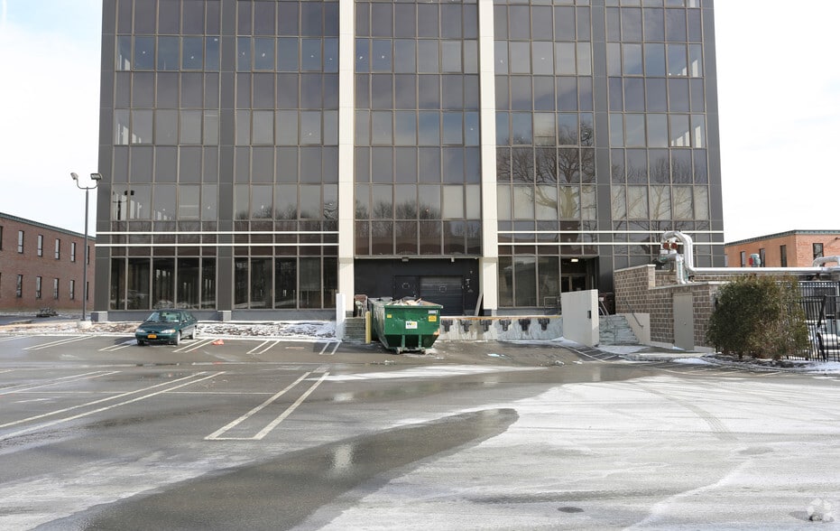 More Photos Of 4 Tower Pl, Albany Office For Lease