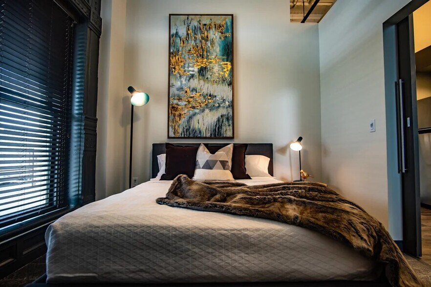 More Photos Of 619 E William St, Wichita Apartments For Sale