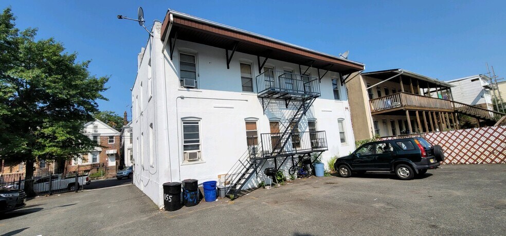 More Photos Of 155 Parker St, Newark Apartments For Sale