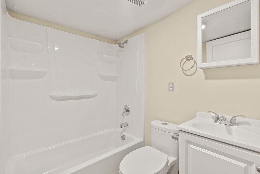 More Photos Of 1828 W 9th Ave, Spokane Apartments For Sale