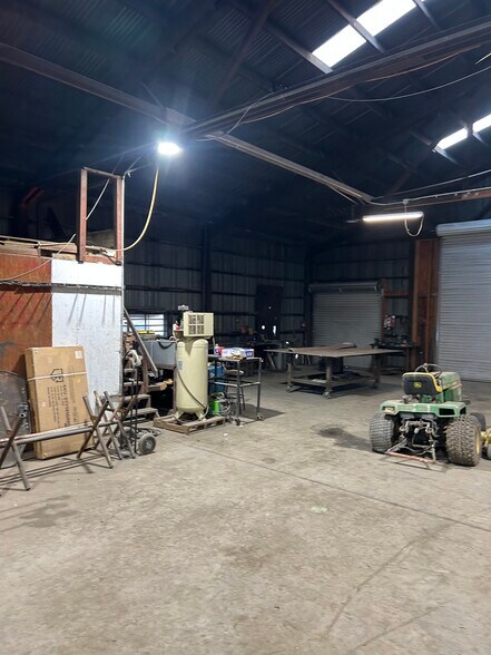 More Photos Of 5612 State Highway 108, Oakdale Land For Lease