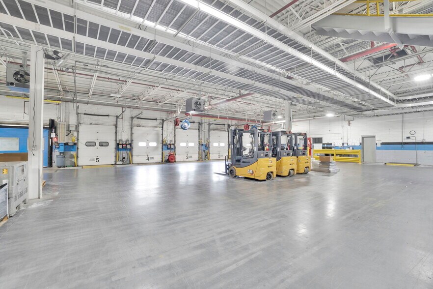 More Photos Of 816 W Fieldcrest Rd, Eden Industrial For Sale