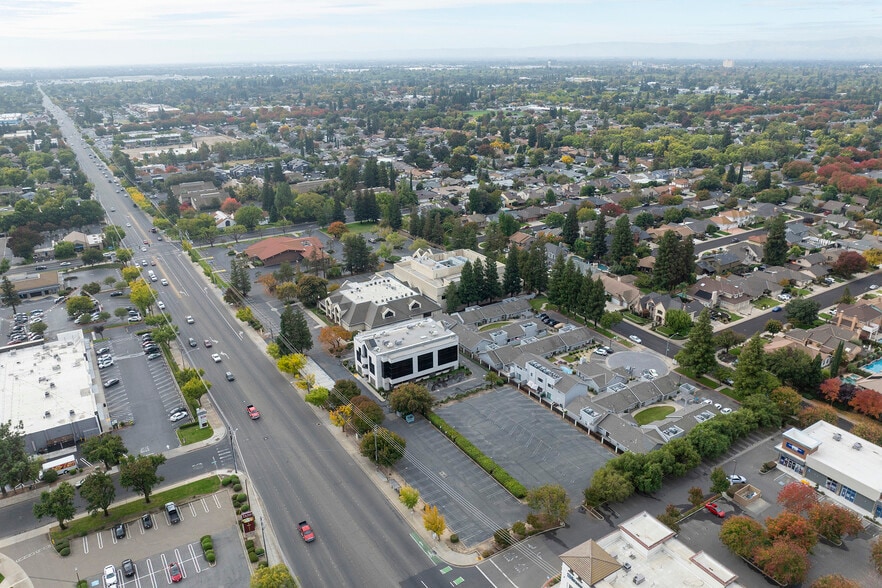 More Photos Of 1501 Oakdale Rd, Modesto Medical For Lease