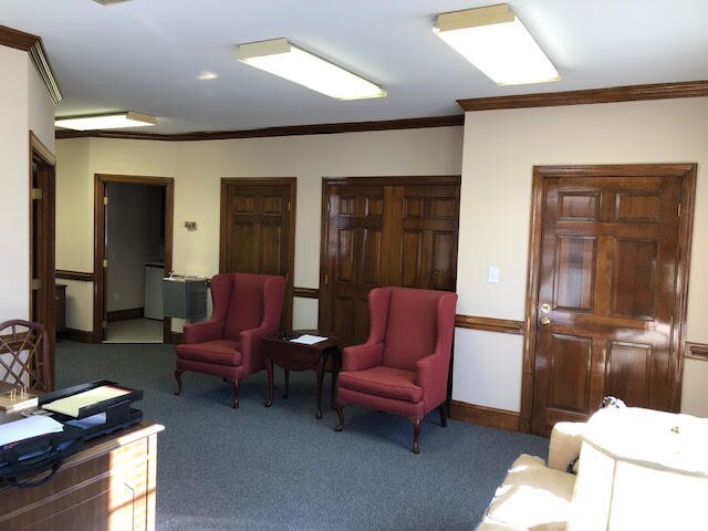 More Photos Of 4922-4948 Windy Hill Dr, Raleigh Office For Lease
