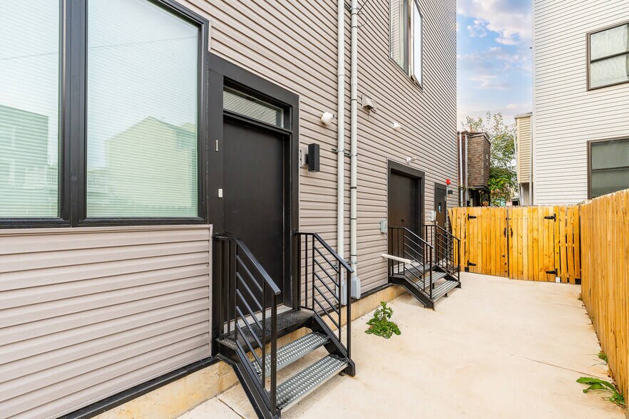 More Photos Of 2301 Frankford Ave, Philadelphia Apartments For Sale