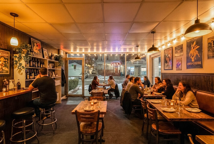 More Photos Of 1564 Becker St, Schenectady Storefront For Sale