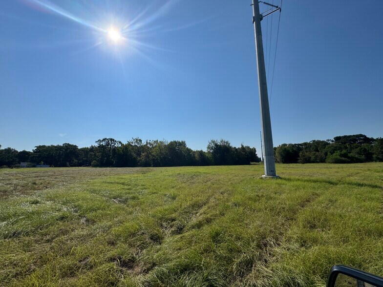 More Photos Of 627 N Hwy 287, Elkhart Land For Sale