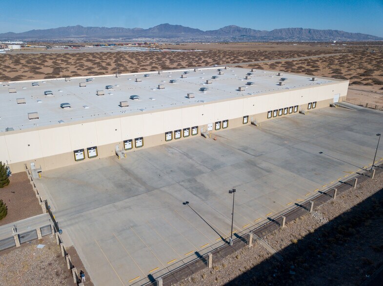 More Photos Of 465 Industrial Ave, Santa Teresa Manufacturing For Lease