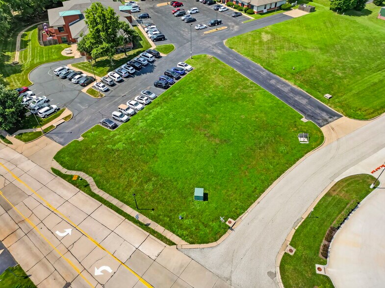 More Photos Of Cave Springs Estate, Saint Peters Land For Sale