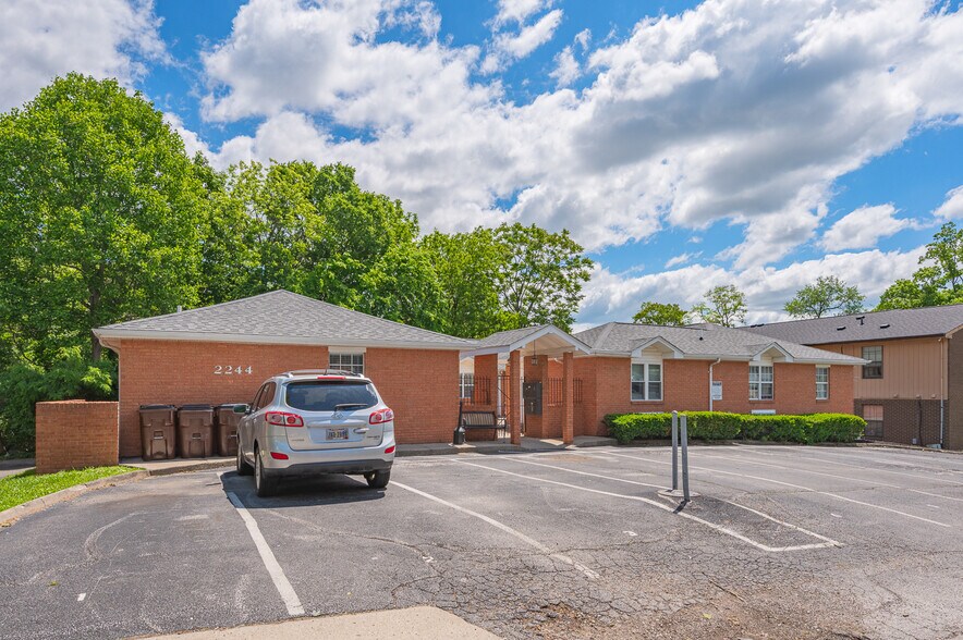 More Photos Of 2244 Salvador St, Cincinnati Multifamily For Sale