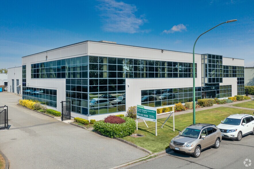 More Photos Of 7432-7440 Fraser Park Dr, Burnaby Warehouse For Lease