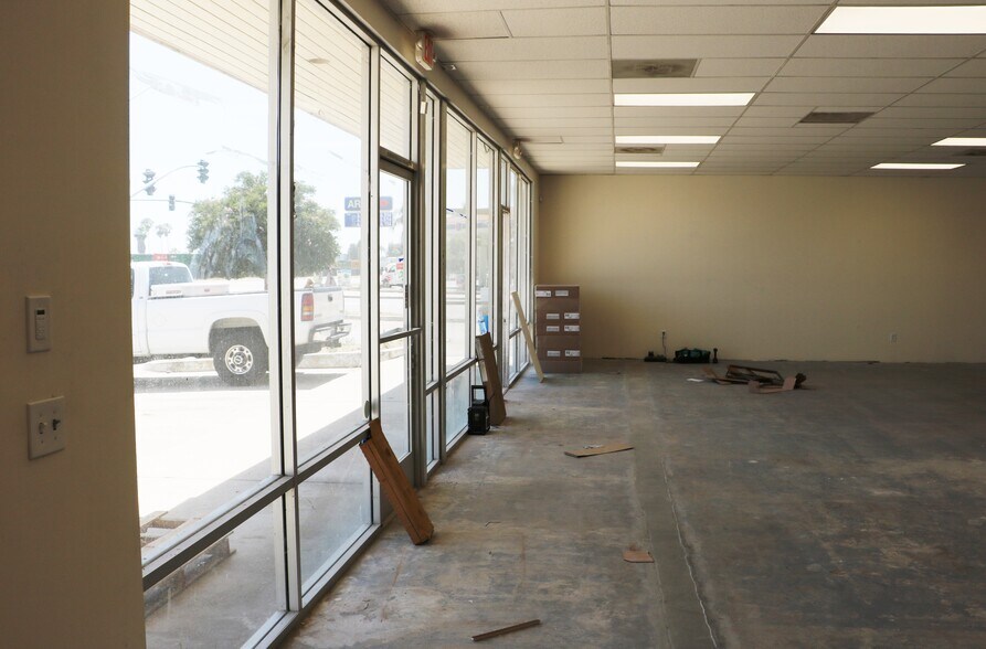 More Photos Of 25362 E 3rd St, San Bernardino Freestanding For Sale
