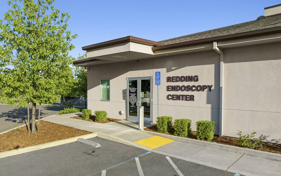 More Photos Of 2179 Court St, Redding Medical For Sale