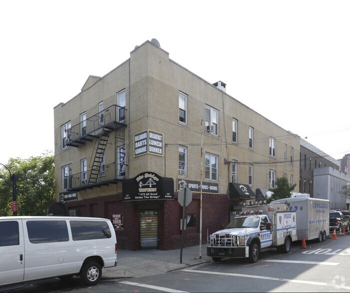 More Photos Of 5757 Broadway, Bronx Storefront Retail Residential For Lease
