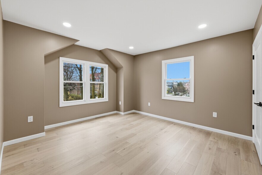 More Photos Of 82 Grove St, Montclair Apartments For Sale