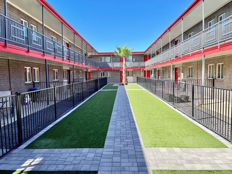 Primary Photo Of 834 N 13th Ave, Phoenix Apartments For Sale