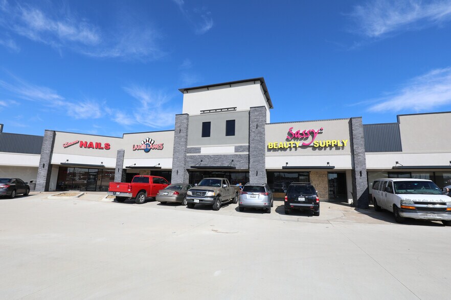 More Photos Of 5000 Main St, The Colony Unknown For Lease