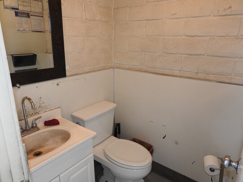 More Photos Of 6435 El Cajon Blvd, San Diego Storefront For Lease